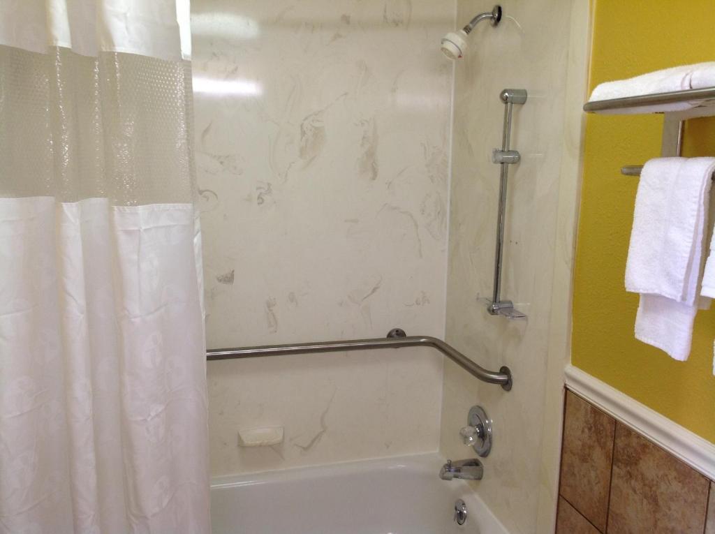 Colonial Inn And Suites - Memphis Southaven Extérieur photo