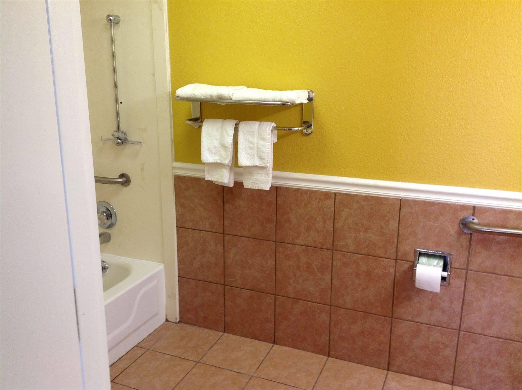 Colonial Inn And Suites - Memphis Southaven Extérieur photo