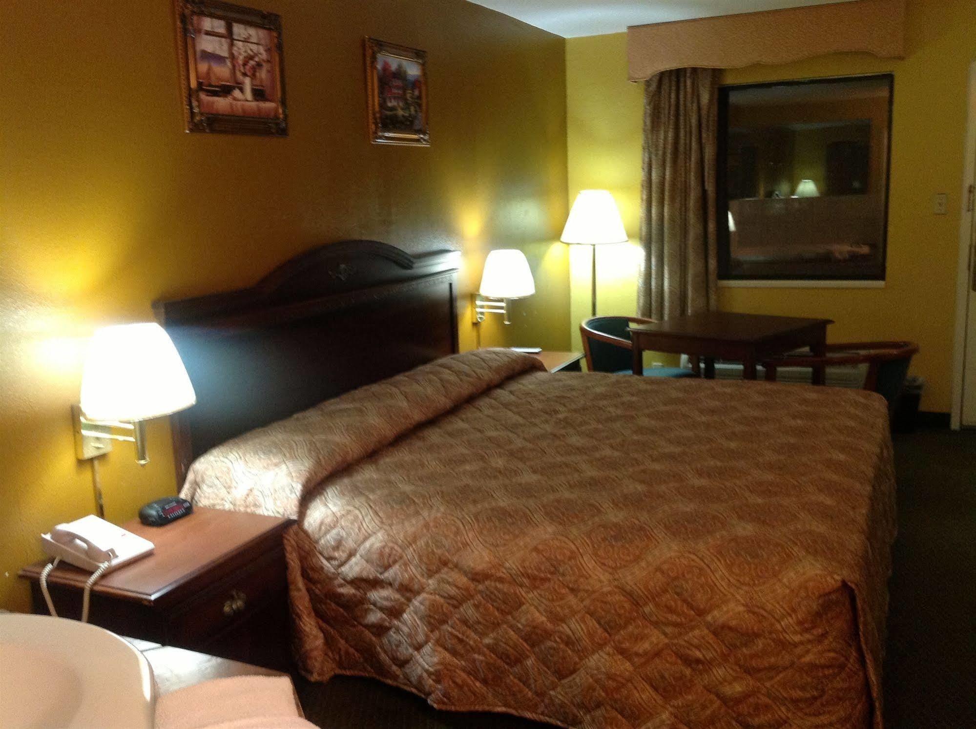 Colonial Inn And Suites - Memphis Southaven Extérieur photo